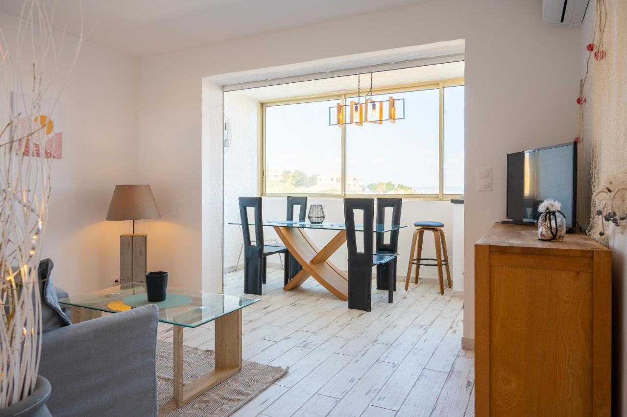 GIENS Proche plage, vue mer, parking - LESCLESDENICOLE Hyères Exteriör bild